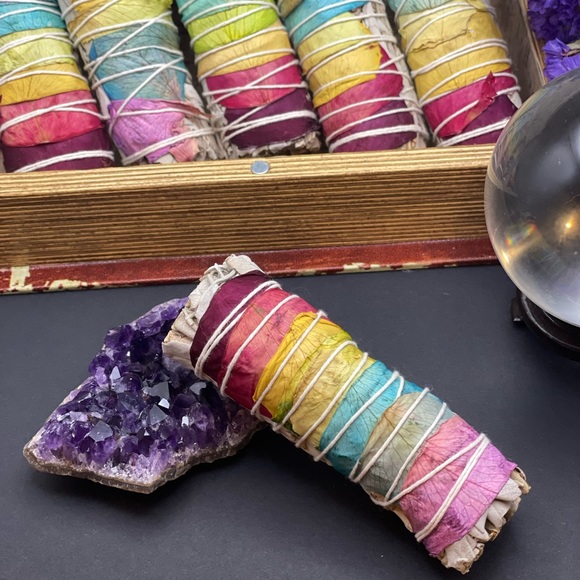 Flower Power Smudge Stick Variety Set - Picture 4 of 5